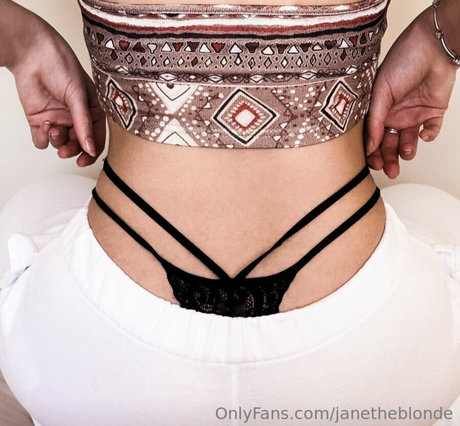 Janetheblonde model porno fotos