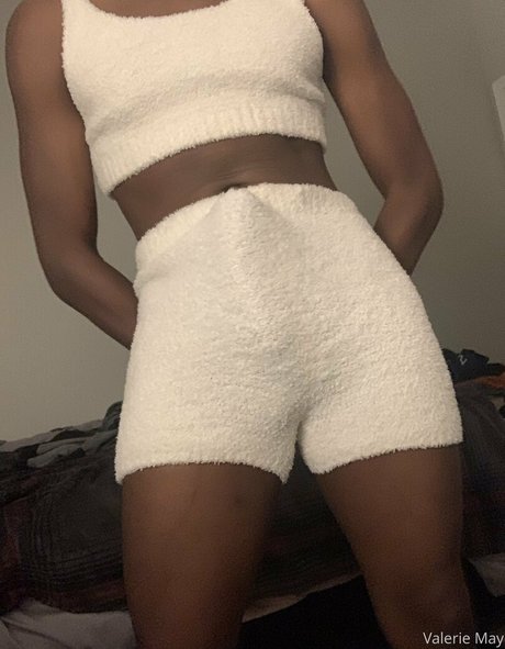 kurvige milf-onlyfans erotische top bilder