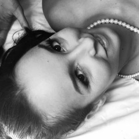 mollige latina-teen-onlyfans kostenlose nackte fotos