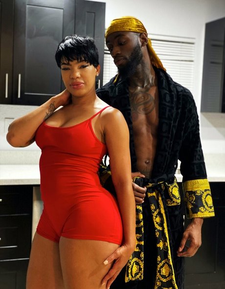 strandblondine onlyfans erwachsene perfekte fotos