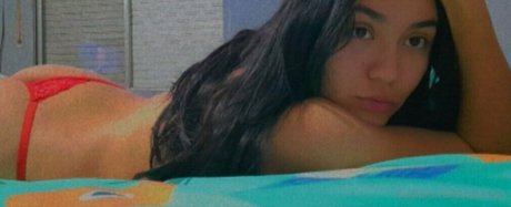 belen hot nackt top foto