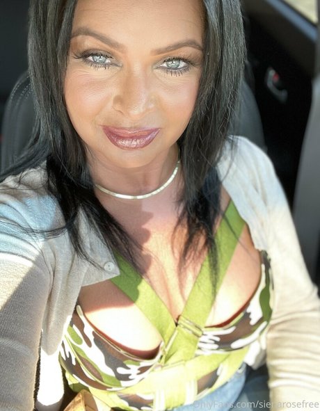 kleiner schwanz shemale onlyfans top perfekte bilder