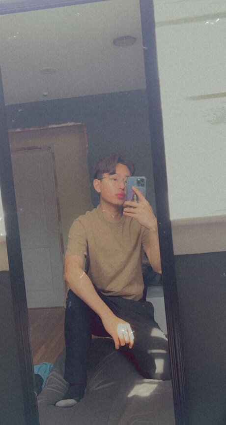 JJ Nguyen schöne pornostar foto