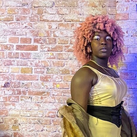 heißeste zwerg-onlyfans nacktheit akt foto