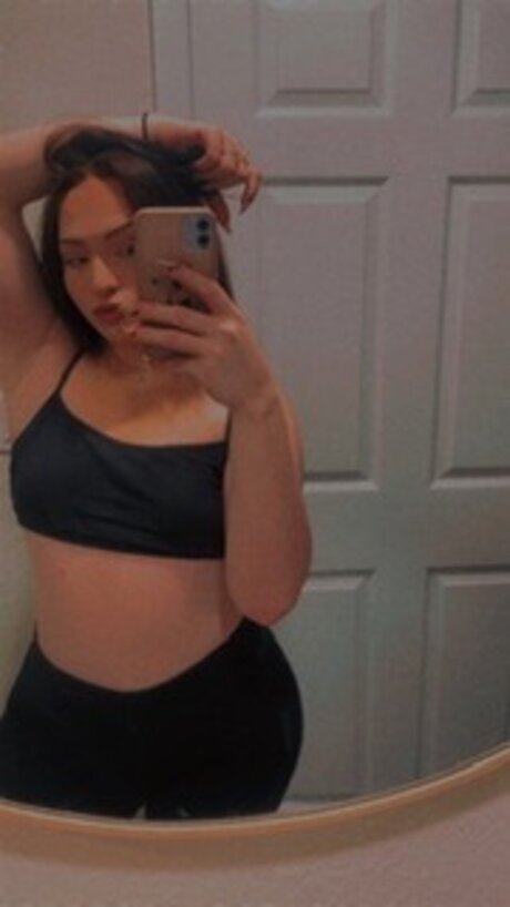 Jackie Valentine akt galerie