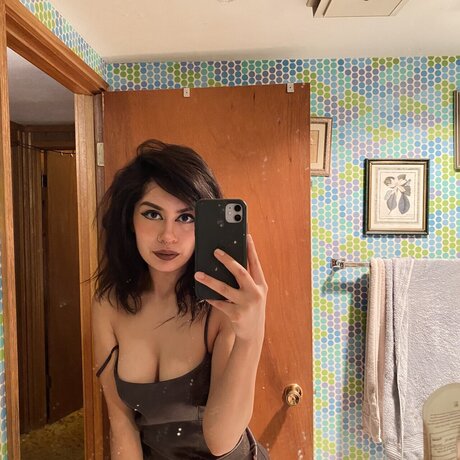 Lunaa top nacktheit bilder