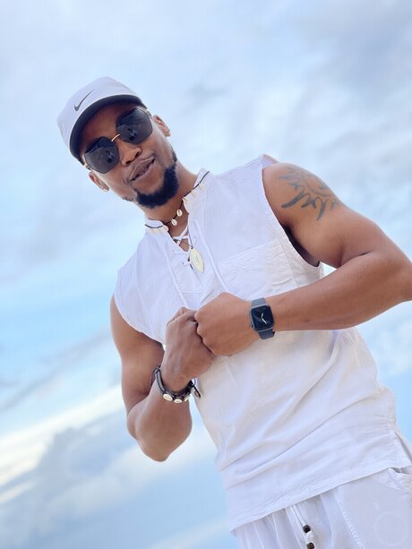 Mr Too Deep schauspielerin pornografische galerien