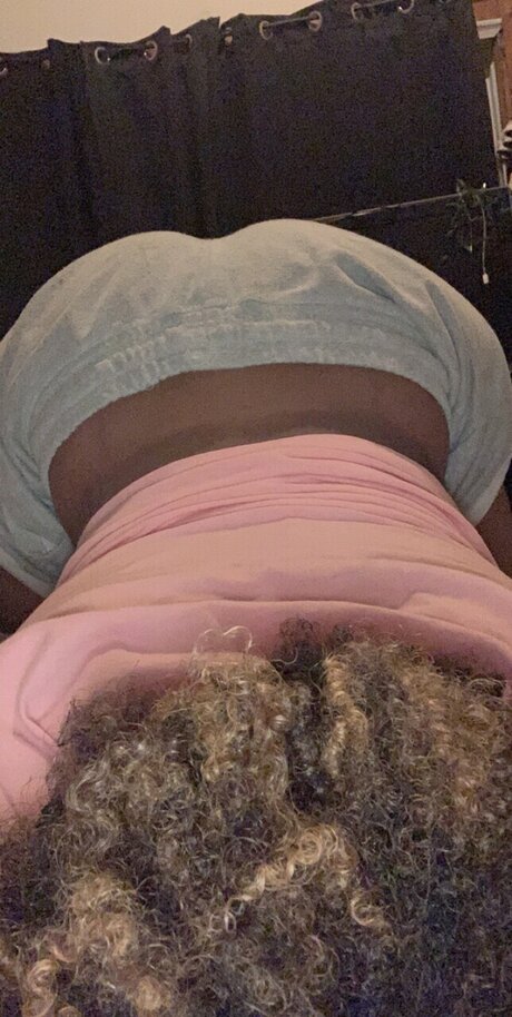 caramelbomb hübsche nackte foto