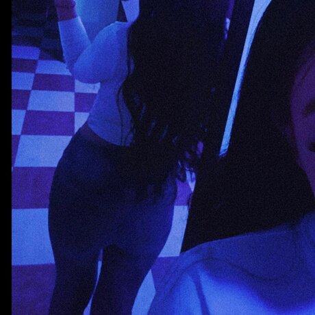 Itzi Ramosss top akt bild