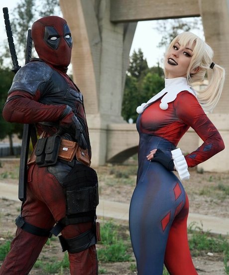 Raineemery top porno foto