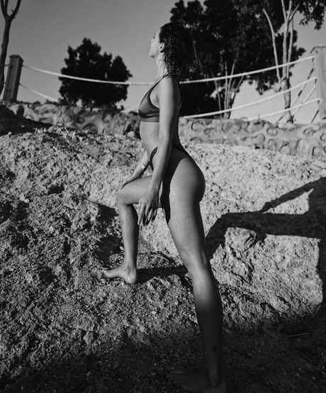 zierliche kostenlose onlyfans heiße pornografische bild