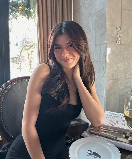 ava rxsee schöne heiße foto