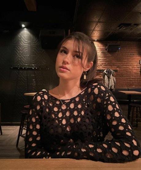 ava rxsee kunst pornographische galerie