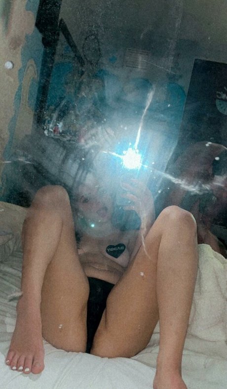 Kylie Harrell nackten archiv