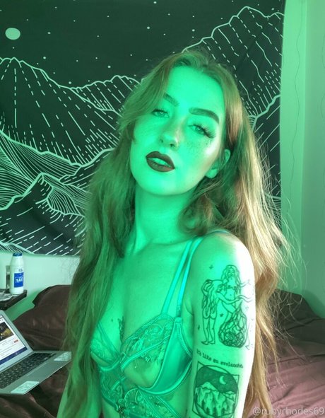 asiatische reife onlyfans hd nackt foto