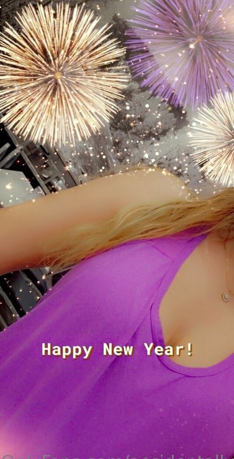 büro-milf-onlyfans erotische heiße foto