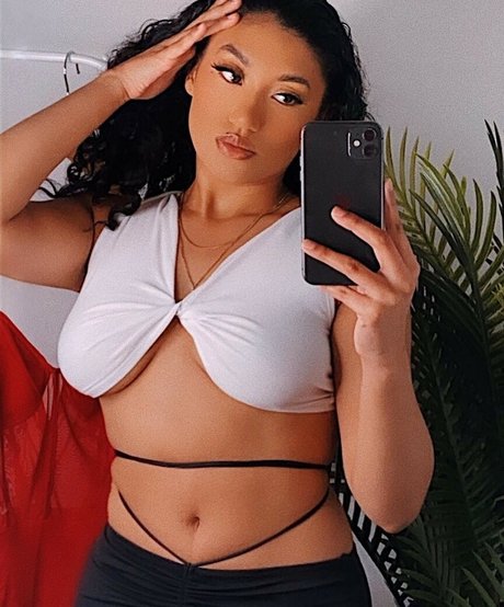 Tamia J porno hd bilder