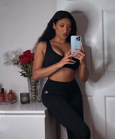 Tamia J schauspielerin akt fotos