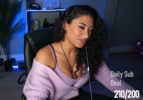 Tamia J exklusive nackt foto