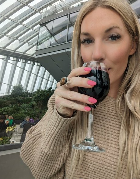 kostenlose onlyfans-liste nacktheit erwachsene galerie