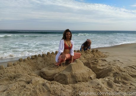 feliciathunnder erotische freie fotos