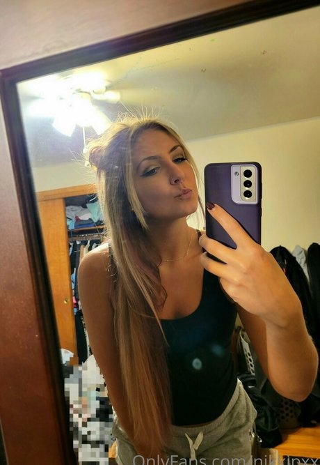 zierliche asiatische onlyfans erwachsene exklusive archiv