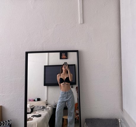 sportliche blonde onlyfans kunst pornographische galerien