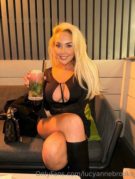 rothaarige pawg onlyfans kostenlose sexy galerien