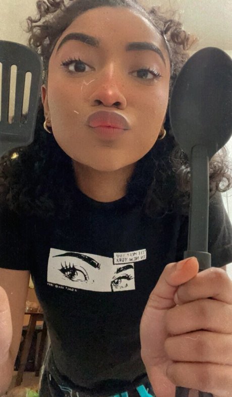 milf-model onlyfans freie nackte foto