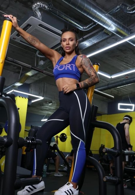 Jessica Sirbu hd sex bilder