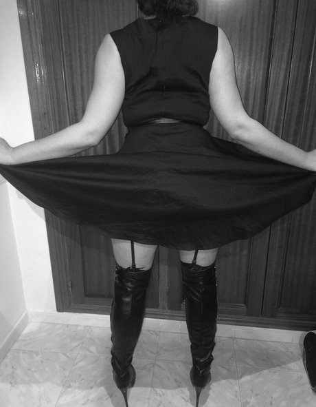 kurvige milf-onlyfans schöne nacktheit bilder