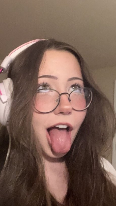 AliciaJade model kunst fotos