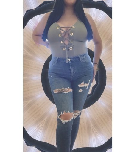 asiatische influencer-onlyfans erotische sex bild