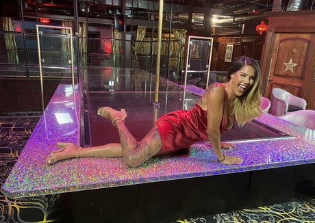 milf-tanga onlyfans heiße kostenlose bild