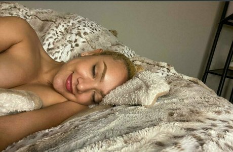 große titten college onlyfans top erotische bilder