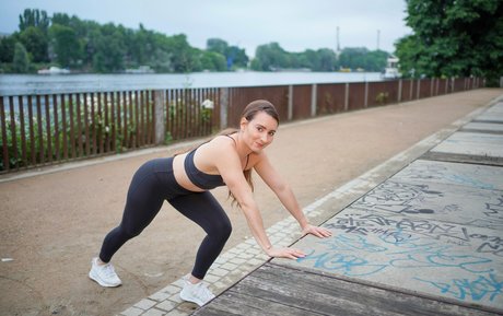 college-onlyfans erwachsene perfekte bild