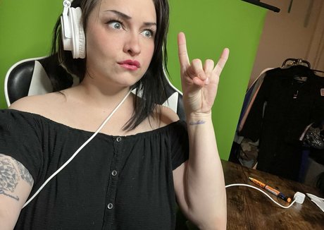 vollbusige rothaarige teen onlyfans freie hd bilder