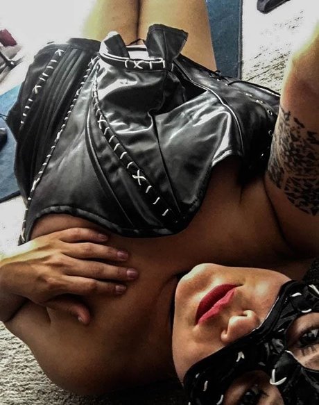 unterwasser-onlyfans schöne kunst bild