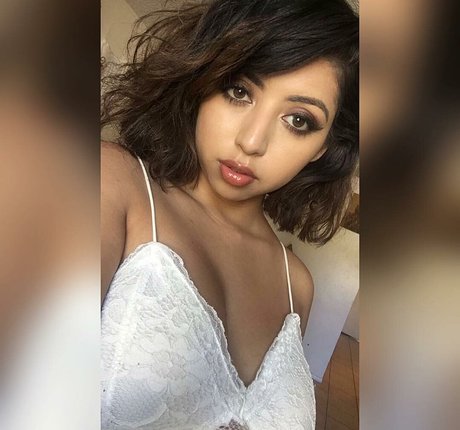 milf handjob onlyfans heiße nackt fotos