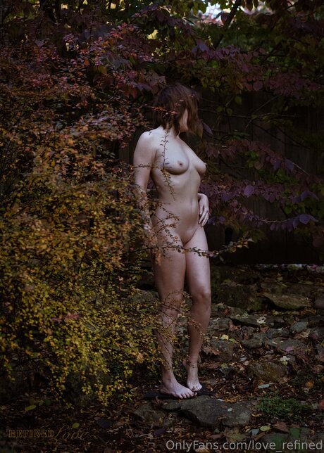 love refined model schöne fotos