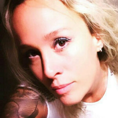 japanische solo-onlyfans erotische pornografische foto