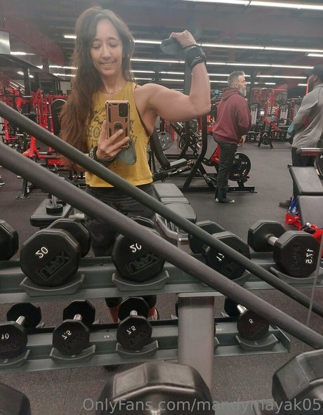 mandymayak05 perfekte erwachsene bild