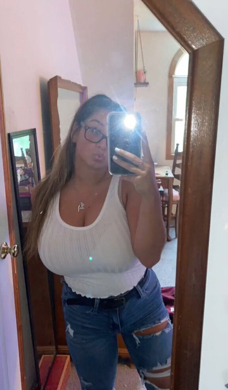 zierliche brünette nur fans kostenlose nacktheit bild