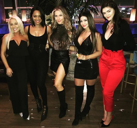 asiatische influencer-onlyfans nacktheit schöne galerien