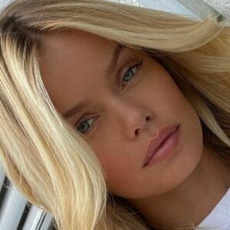 Frida Aasen schauspielerin nette bilder