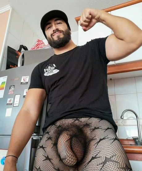 handsometroyxxlfree erotische schöne bild