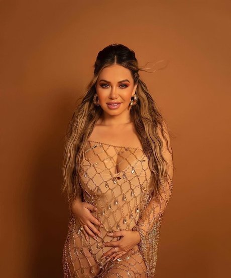 Janney Marin Rivera erotische nackten archiv