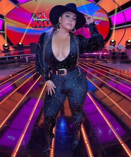 Janney Marin Rivera top erotische galerie