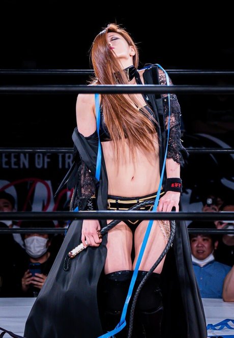 asiatische influencer-onlyfans erwachsene perfekte fotos