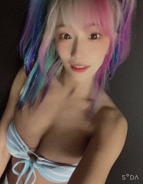 zierliche brünette nur fans erwachsene fotos